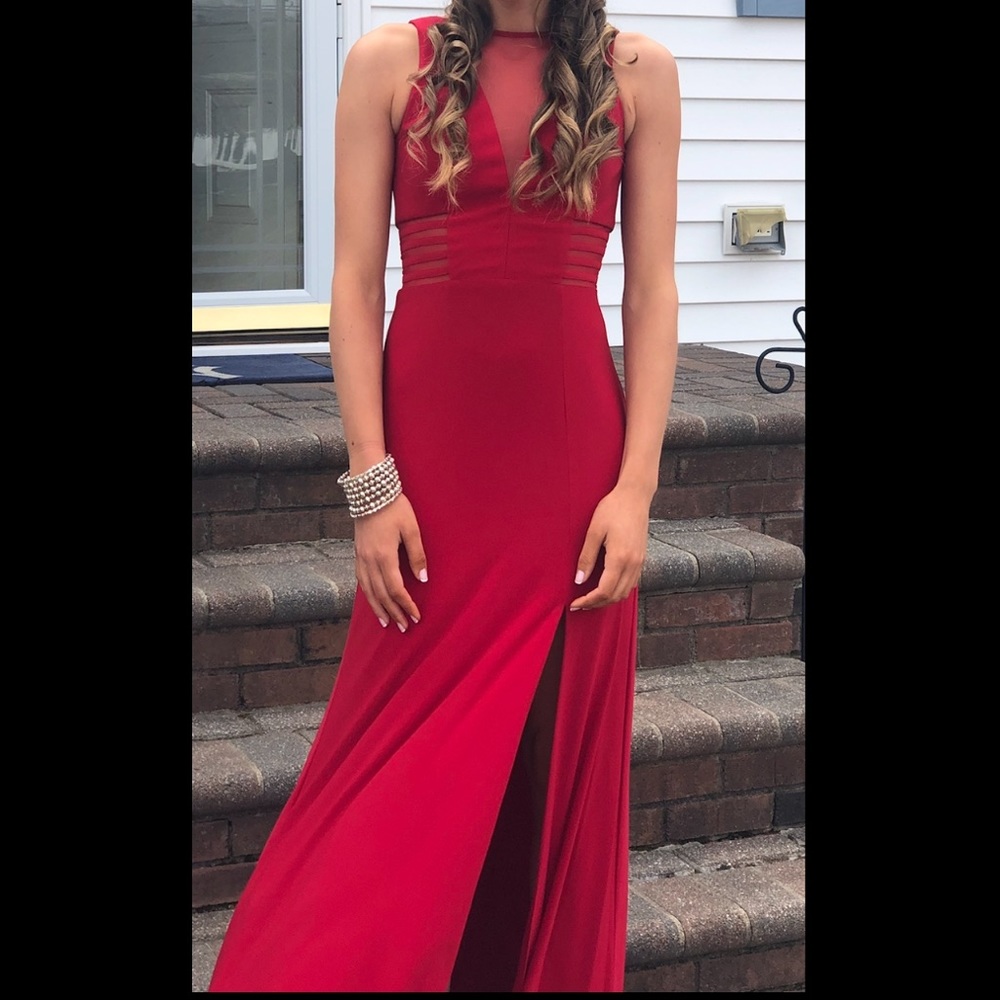 Red Prom dress